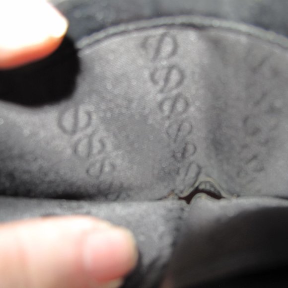 ST Dupont Men's Wallet with Authenticity Certificate and original packag… - Picture 9 of 16